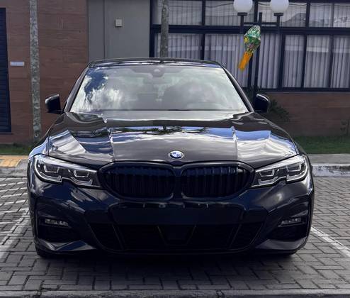 BMW 320i 2.0 16V TURBO GASOLINA M SPORT AUTOMÁTICO BMW 320i 2.0 16V TURBO GASOLINA M SPORT AUTOMÁTICO